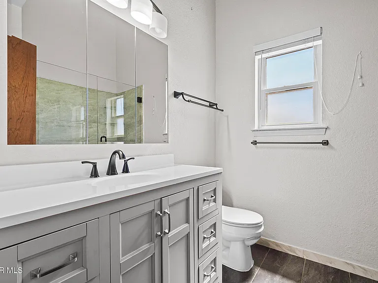 4805 Maureen Cir — Photo 21