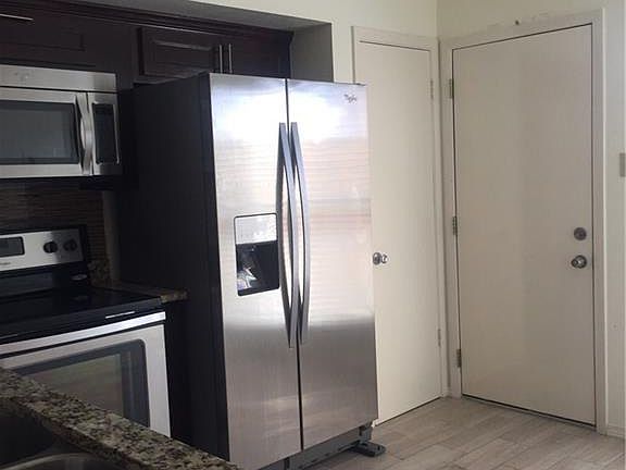 5th image of 4433 N Stanton St APT T7