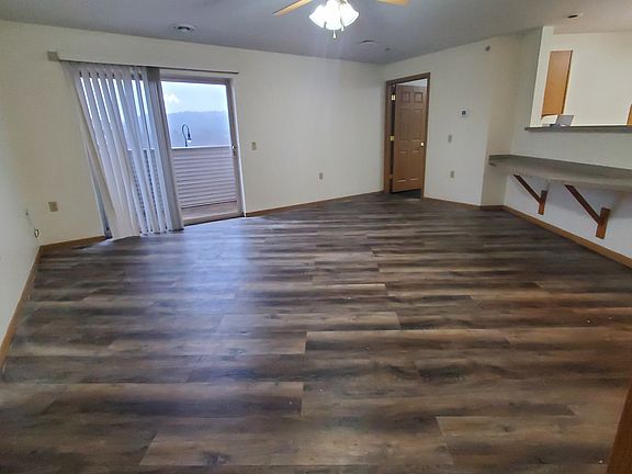 4th image of 431 Water St #11484558