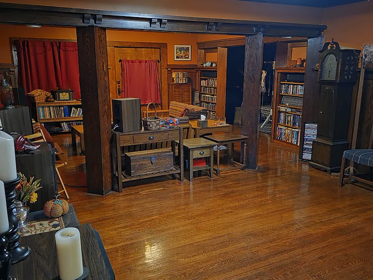 Studio / formal dining area