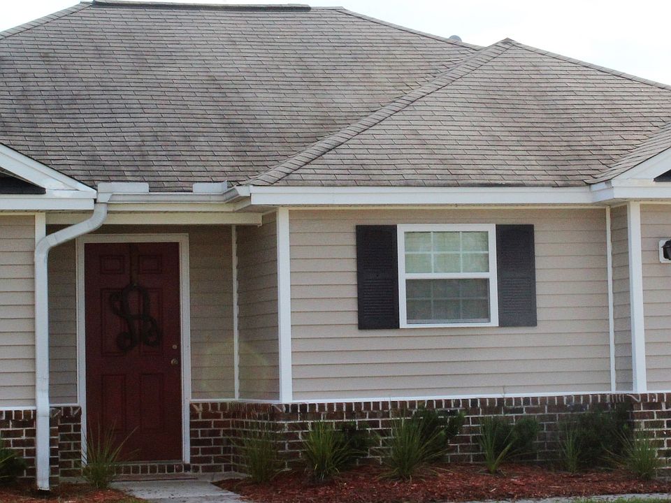1st image of 45 Twin Oaks Pl