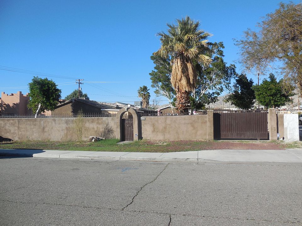 1st image of 66442 Flora Ave
