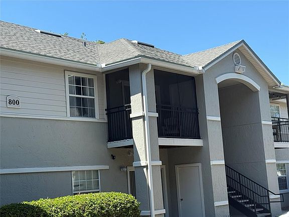 3rd image of 3705 SW 27th St APT 812