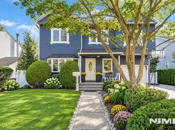 123 Sussex Road, Bergenfield, NJ 07621