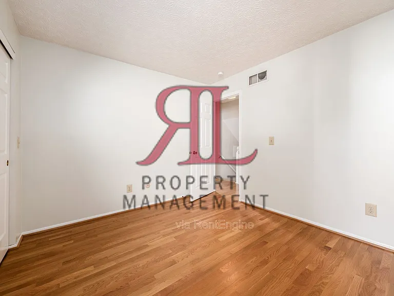 362 W 4th Ave — Photo 19