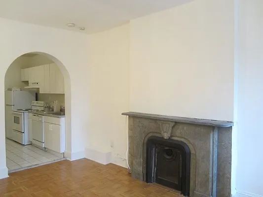 Rented by Aimee Grodanz, LREB | media 16