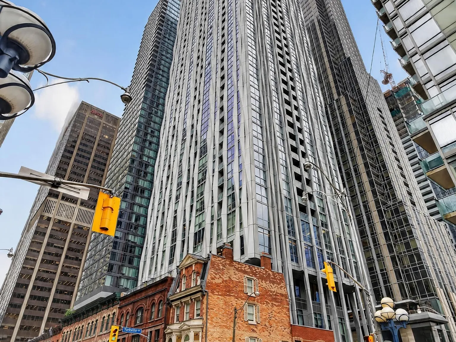 2 bed, $2,850 — Photo 1