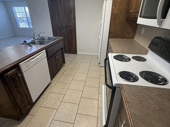 5th image of 1108 Kimmy Ln APT B