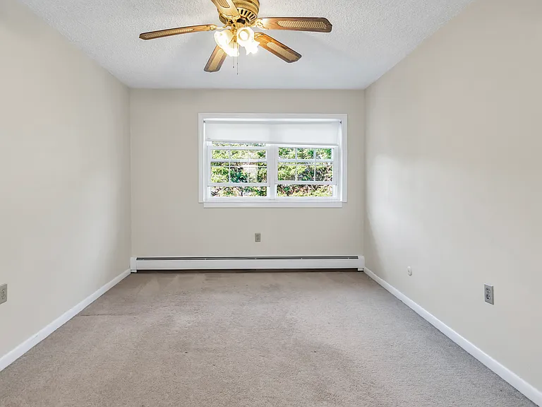 35 Fernview Ave #5 — Photo 15