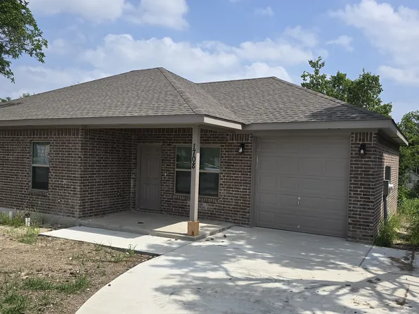 1708 E Leon St, Gatesville, TX 76528