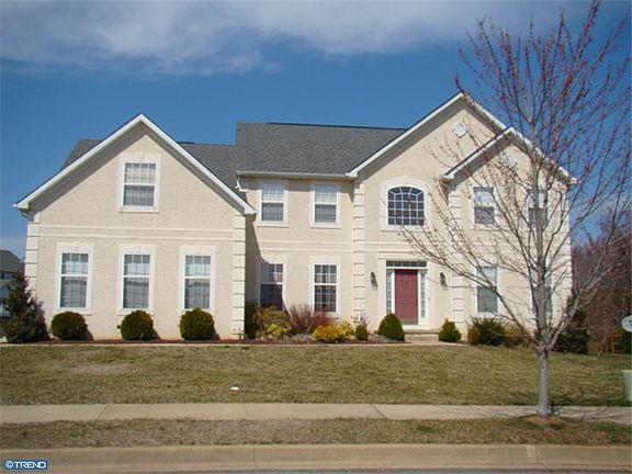 2nd image of 116 Willow Grove Mill Dr