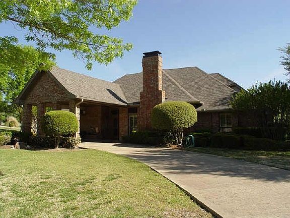 3rd image of 11 Santa Anita Cir