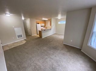 2922 N Cole Rd APT 202, Boise, ID 83704