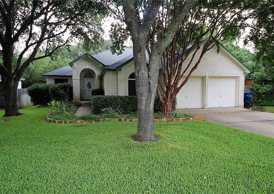 1st image of 2511 Goldfinch Dr