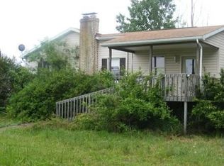 910 Pond Rd, Newport, PA 17074