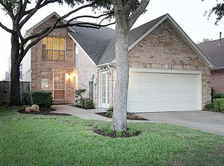 925 Golden Grove Dr, Lewisville, TX 75067