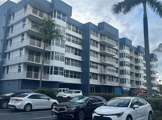 16570 NE 26th Ave APT 4A, North Miami Beach, FL 33160