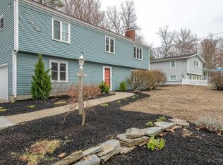 33 Murray Dr, Cape Elizabeth, ME 04107