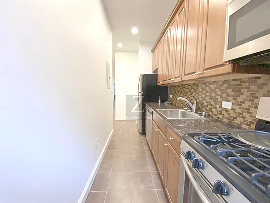 Rented by ZealEstate Group Inc | media 59