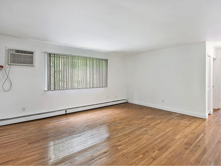 The Willows (Sprague and Michigan LLC) — Photo 2