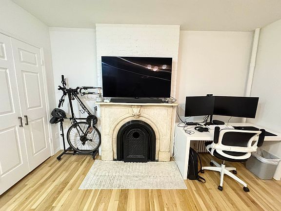 4th image of 336 W 14th St APT 3B