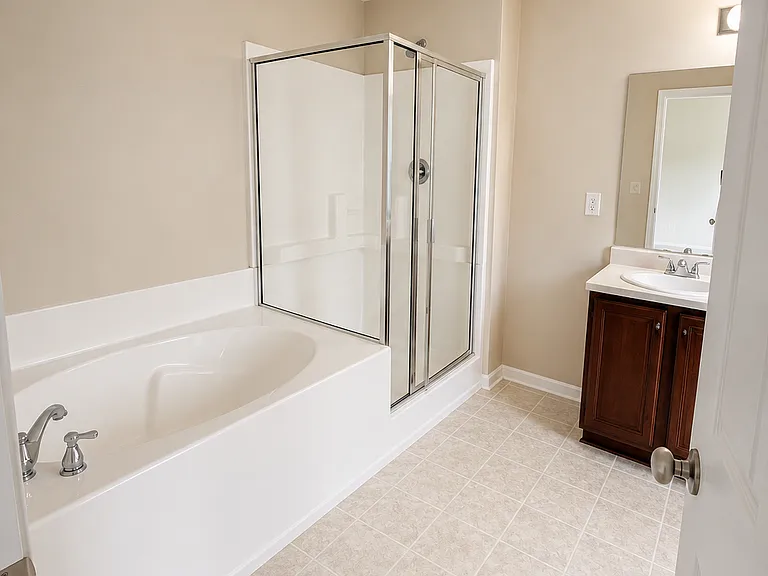 466 Westmoreland Rd — Photo 7