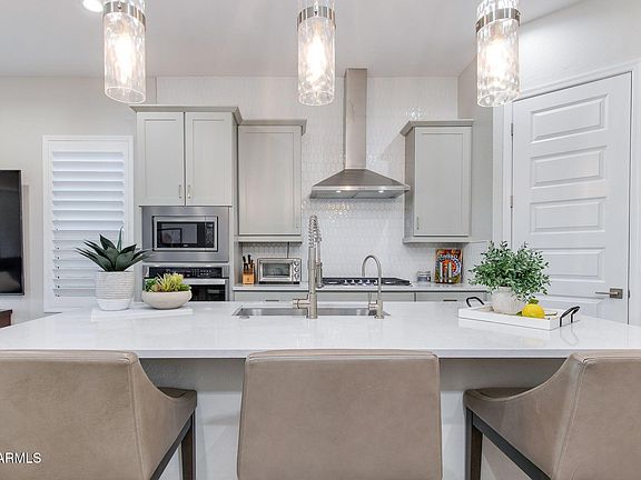 4th image of 5022 E Muriel Drive