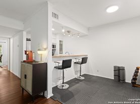 8702 Village Dr