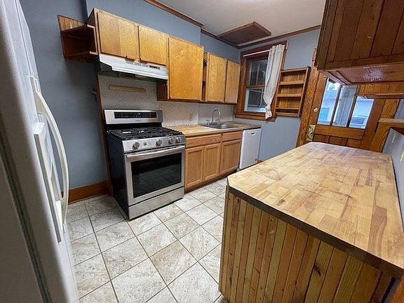 5th image of 3817 Draper Pl