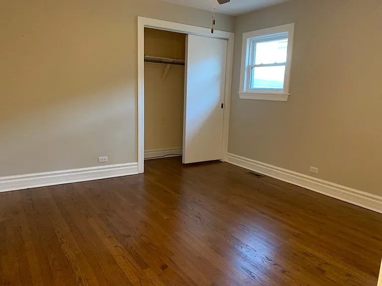 8305 E Prairie Rd — Photo 10
