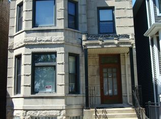 2826 W Melrose St, Chicago, IL 60618