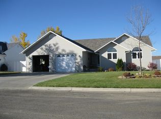 2220 10th Ave, Havre, MT 59501