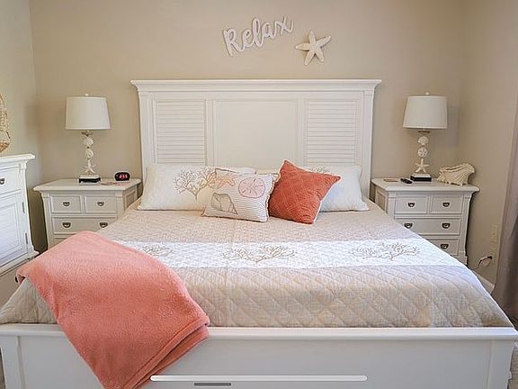 5th image of 8443 Gulf Blvd E #21