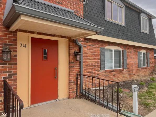314 Elmead Ct APT 2008, Greenwood, IN 46142