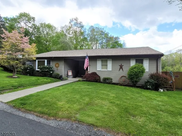 360 Scott Rd, Franklin Boro, NJ 07416