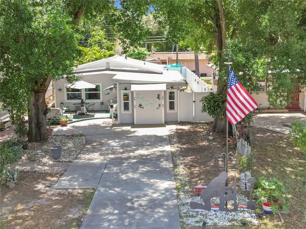 2636 27th Ave N, Saint Petersburg, FL 33713