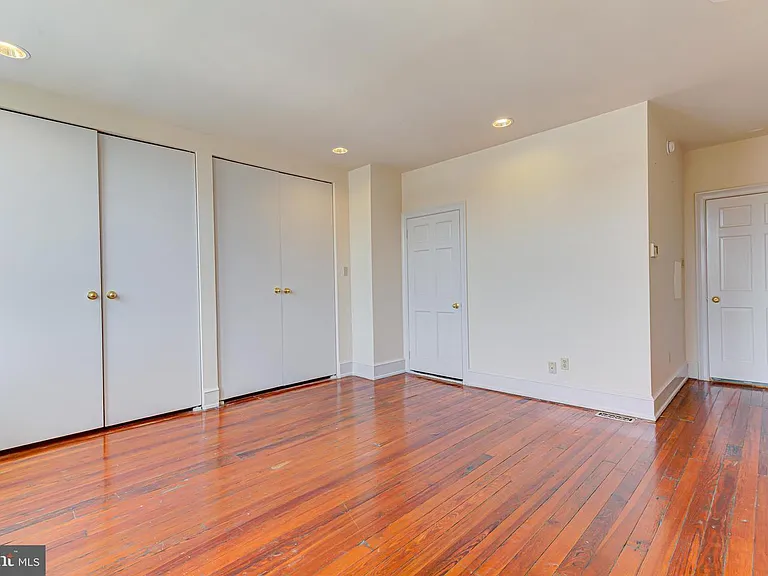 1823-1825 S Broad St #2 — Photo 16