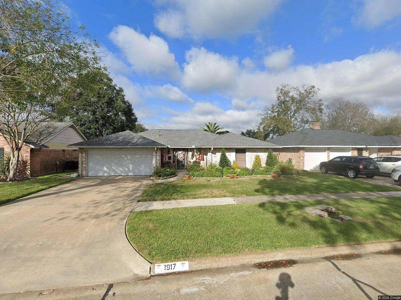3 bed, 1764 sqft, $2,000 — Photo 1
