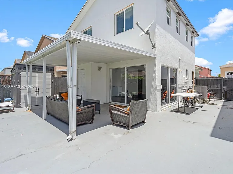 13990 SW 160th Ter — Photo 31