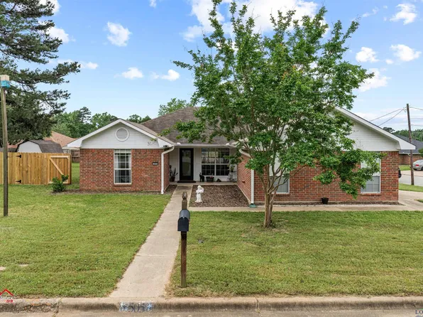 505 W Briar Sq, Overton, TX 75684