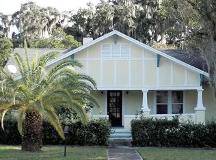 324 N Joanna Ave, Tavares, FL 32778