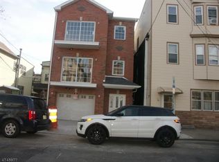 194 Parker St, Newark, NJ 07104