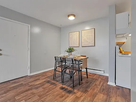 640 King St — Photo 9