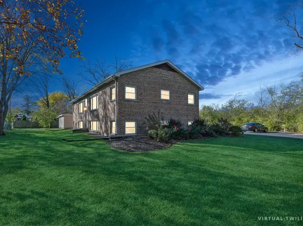 217 Kazwell St, Willow Springs, IL 60480