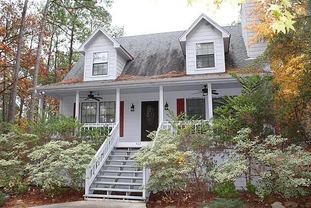1st image of 463 Lakeshore Dr