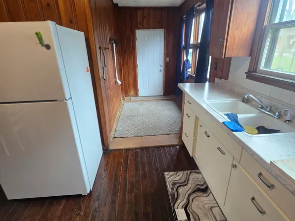 270 W Ely St, Alliance, OH 44601