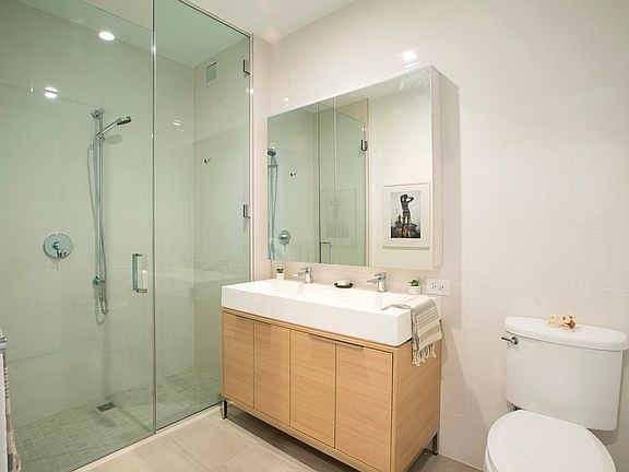 3rd image of 180 Water St APT 1316