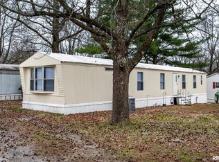 73 Grassy Meadow Ln, Carbondale, IL