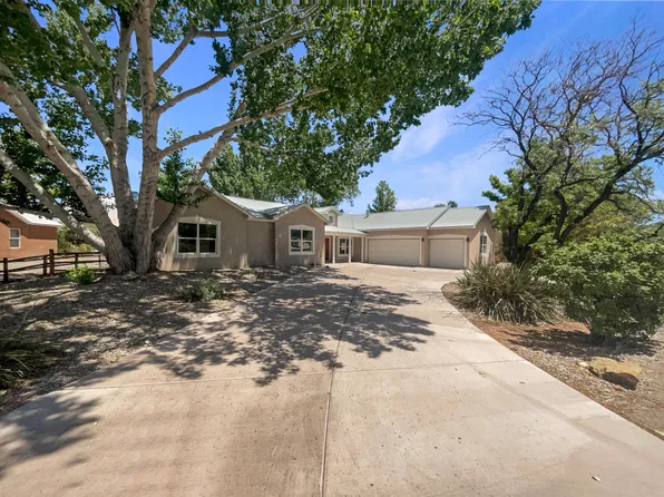 2615 Bosque Del Sol Ln NW, Albuquerque, NM 87120