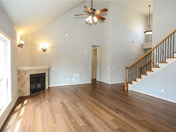 4th image of 718 N 28th St